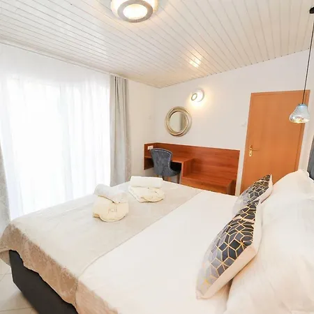 Private Oasis-villa Sandina Apartament