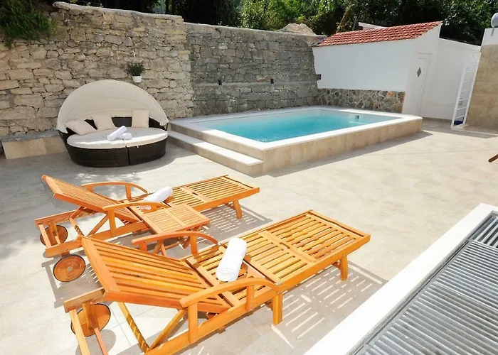 Private Oasis-villa Sandina