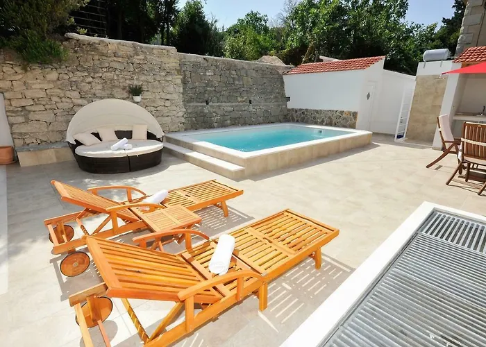 Private Oasis-villa Sandina דירה *